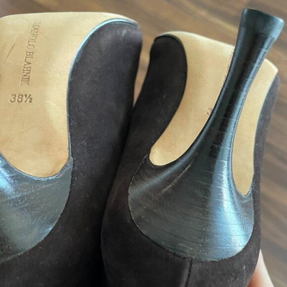 Manolo Blahnik Brown Suede Knee-High Heeled Boots - Picture 6 of 13